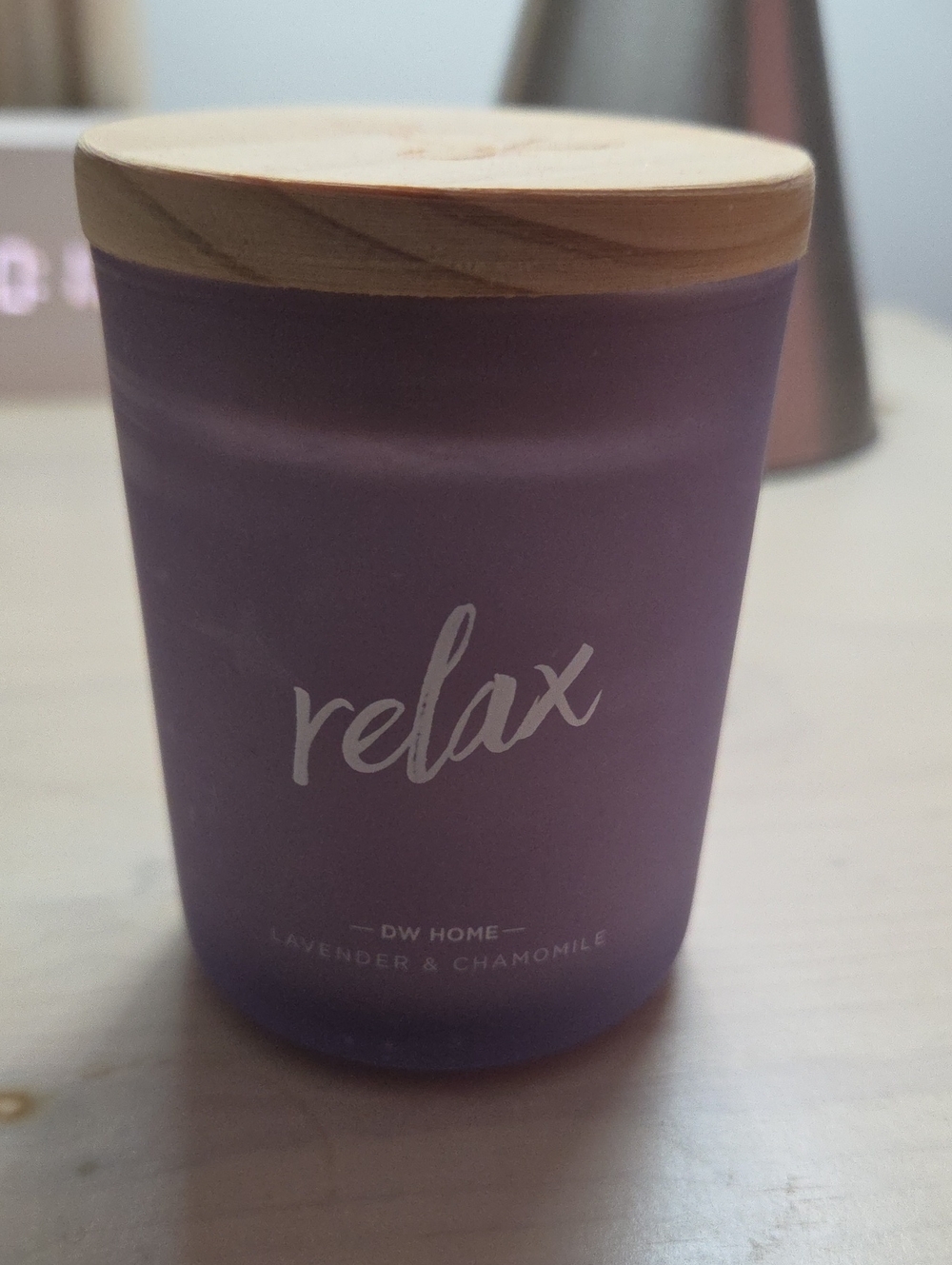 DW Home Lavendar And Chamomile Candle